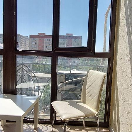 Apartment With Panoramic View In The Center 比什凯克 外观 照片